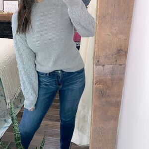 Vince Camuto grey knit sweater size small